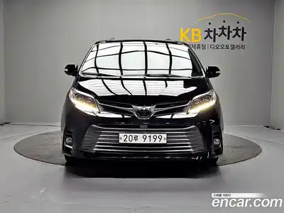 Toyota Sienna, 2018