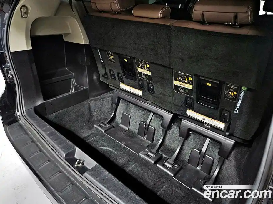 Toyota Sienna 2018 3.5 гидро в Москве № 1624387, фото 9