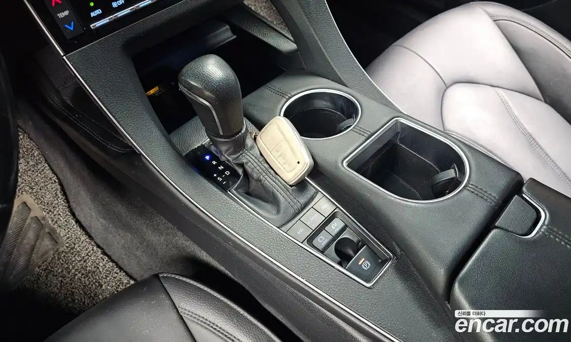 Toyota Avalon 2019 2.5 гидро в Москве № 1624440, фото 9