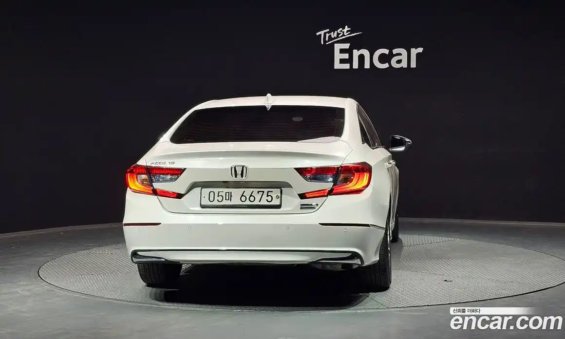 Honda Accord 2018 2.0 гидро в Москве № 1624672, фото 4