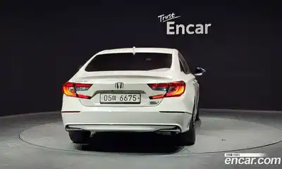 Honda Accord 2018 2.0 гидро в Москве № 1624672, миниатюра 4