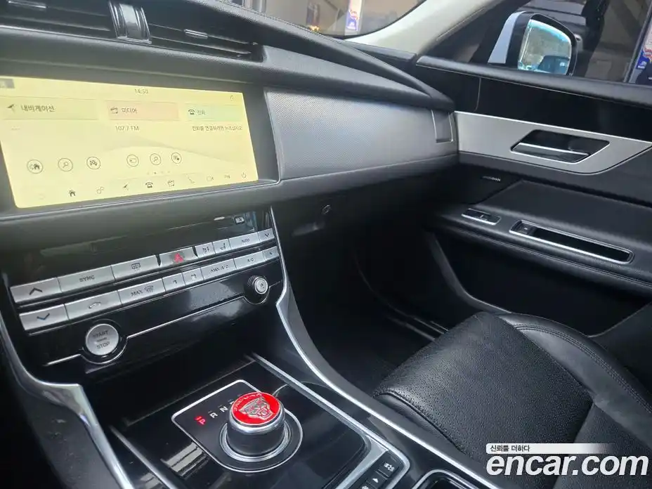 Jaguar XF 2017 2.0 гидро в Москве № 1625614, фото 13