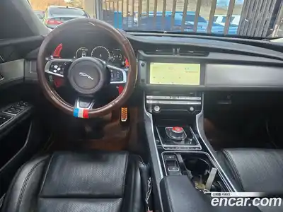 Jaguar XF 2017 2.0 гидро в Москве № 1625614, миниатюра 8