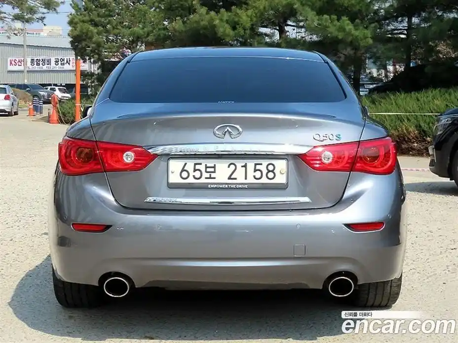 Infiniti Q50 2016 3.5 гидро в Москве № 1625784, фото 4