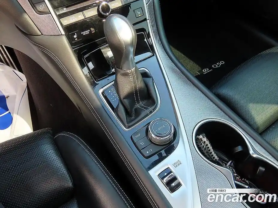 Infiniti Q50 2016 3.5 гидро в Москве № 1625784, фото 10