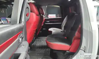Dodge Ram Pick Up 2016 5.7 гидро в Москве № 1626178, миниатюра 12