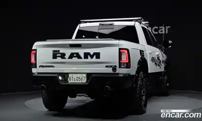 Dodge Ram Pick Up 2016 5.7 гидро в Москве № 1626178, миниатюра 2