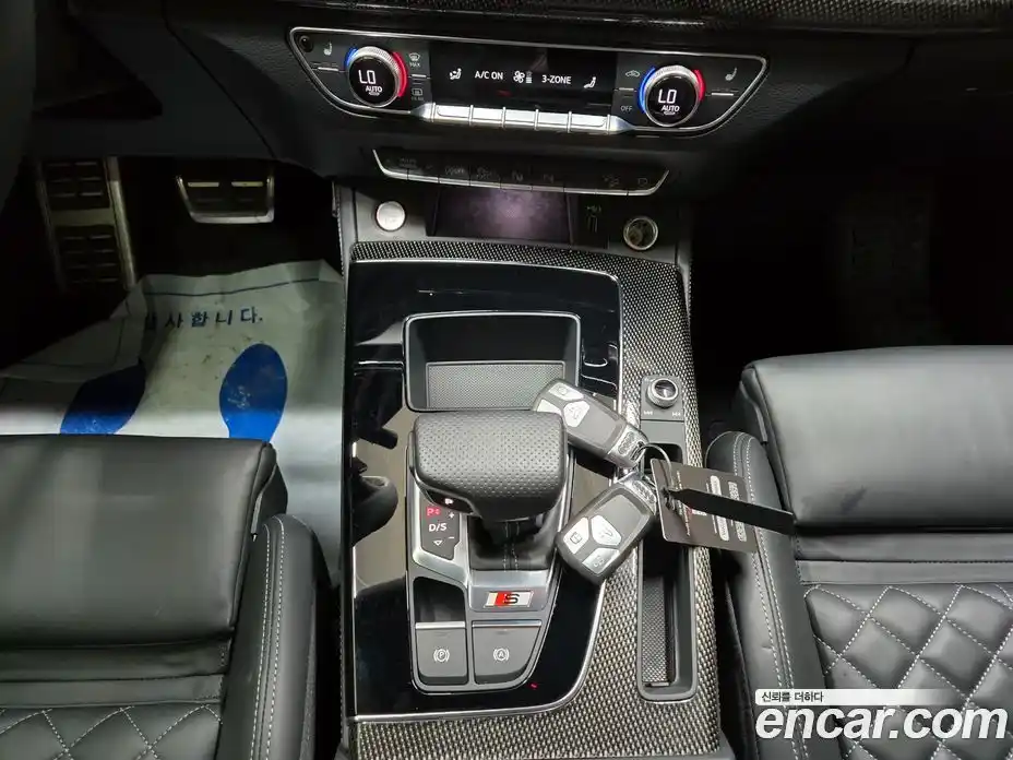 Audi SQ5 2022 3.0 гидро в Москве № 163987, фото 9