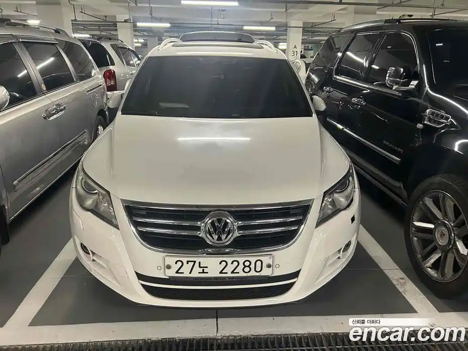 Volkswagen Tiguan 2010 2.0 гидро в Москве № 169300, фото 13