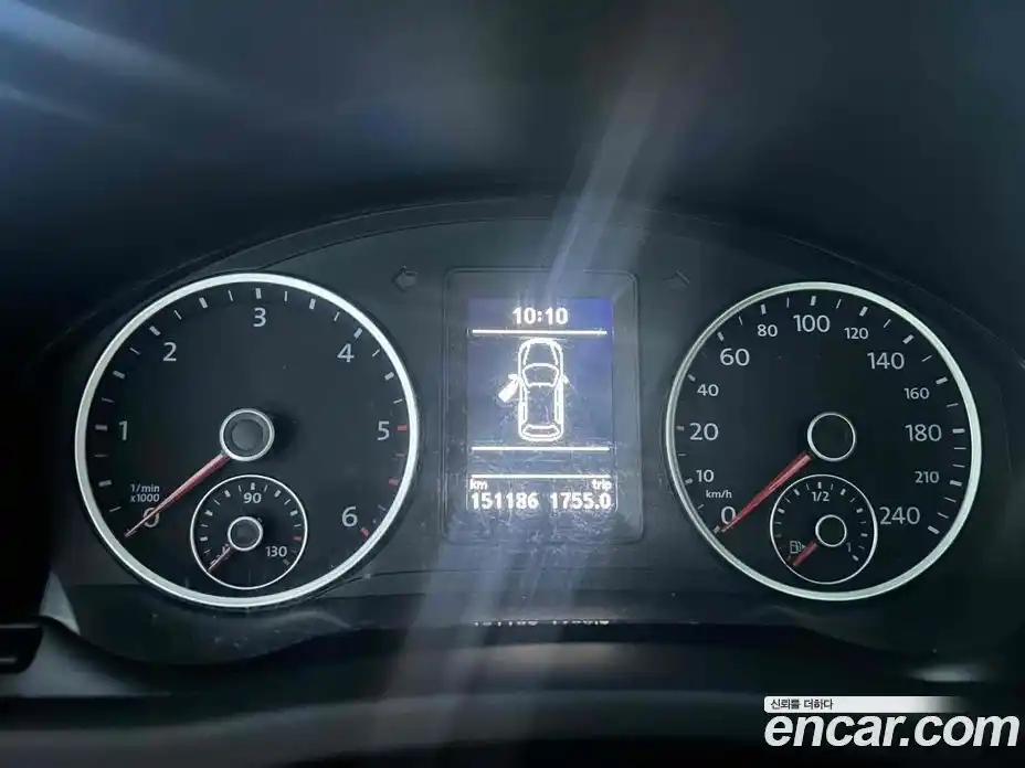 Volkswagen Tiguan 2010 2.0 гидро в Москве № 169300, фото 9