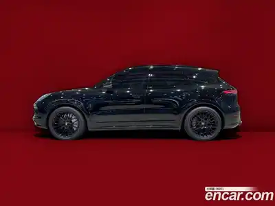 Porsche Cayenne, 2020