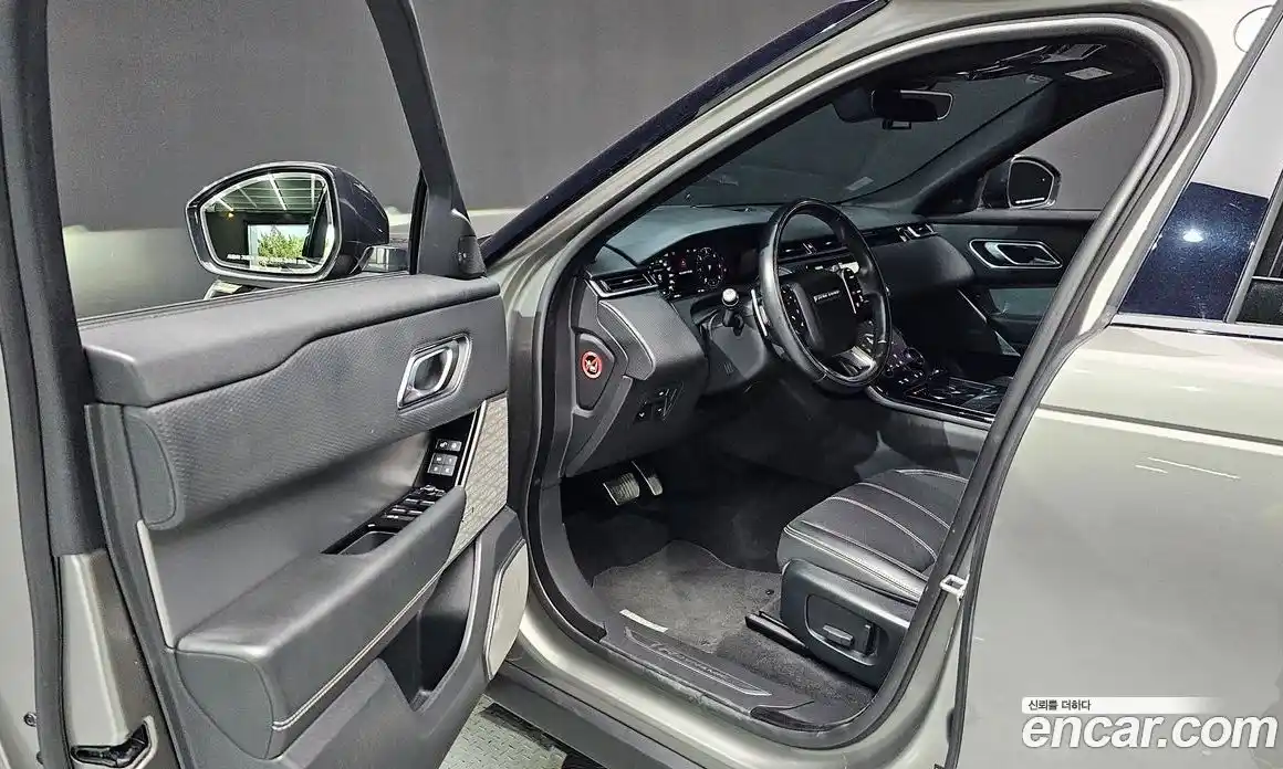 Land Rover Range-Rover Velar 2018 2.0 гидро в Москве № 213548, фото 11
