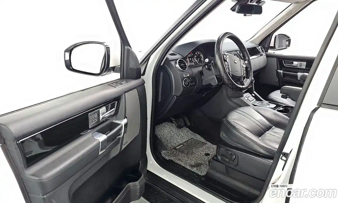 Land Rover Discovery 2015 3.0 гидро в Москве № 213726, фото 10