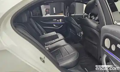 Mercedes-Benz E-Class 2022 1.9 гидро, миниатюра 12