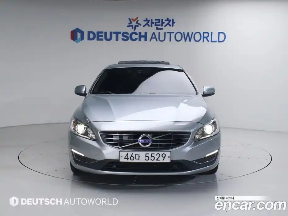 Volvo S60 2016 2.0 гидро в Москве № 860478, фото 3