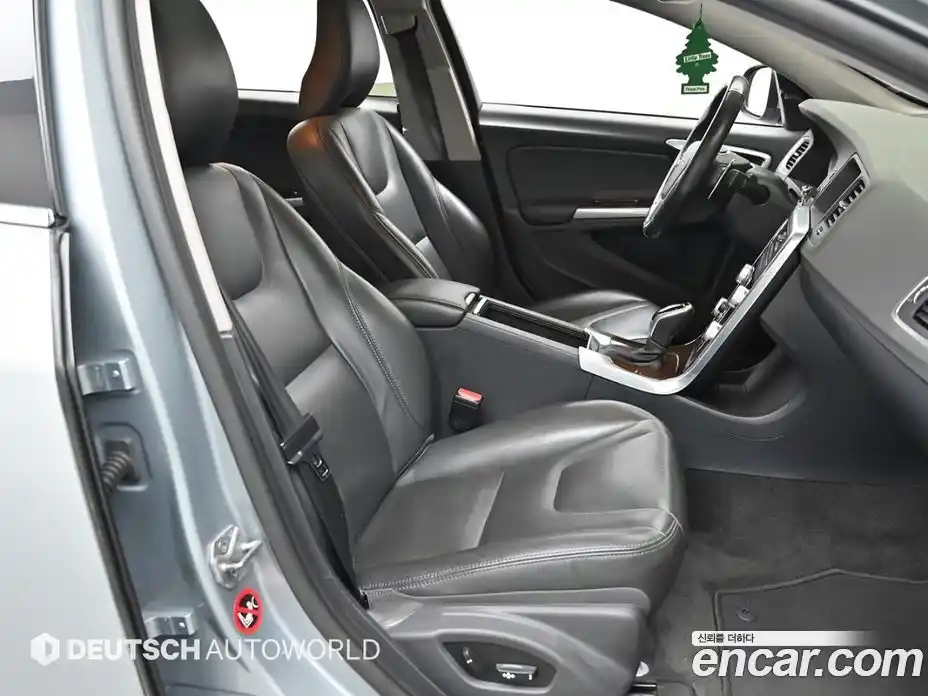 Volvo S60 2016 2.0 гидро в Москве № 860478, фото 10