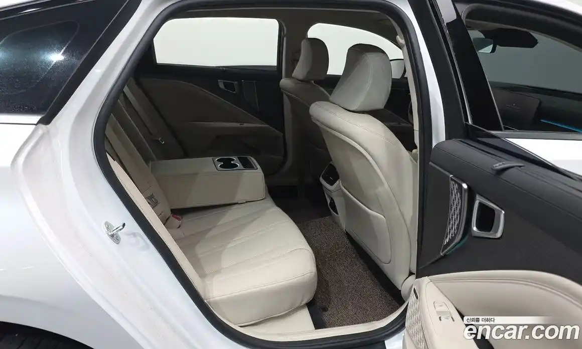 Kia K8 2024 2.5 гидро в Москве № 127847, фото 11