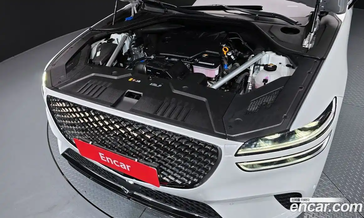 Genesis GV70 2023 2.5 гидро в Москве № 128215, фото 6