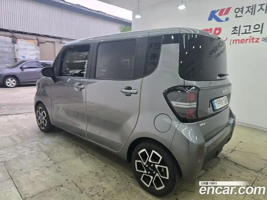 Kia Ray 2023 1.0 гидро в Москве № 1611570, фото 6