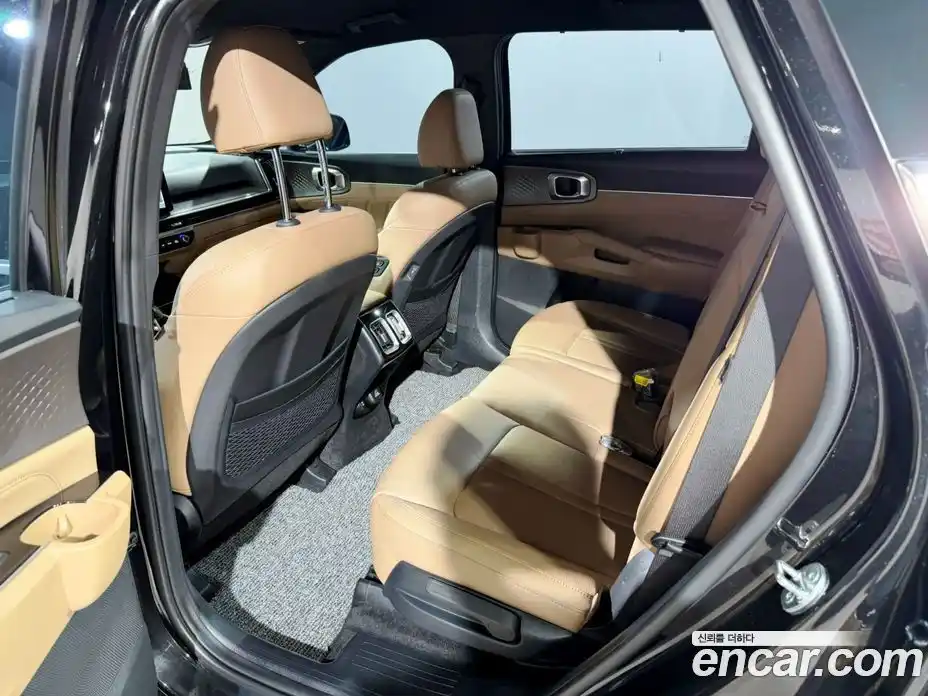 Kia Sorento 2025 2.5 гидро в Москве № 1611610, фото 6