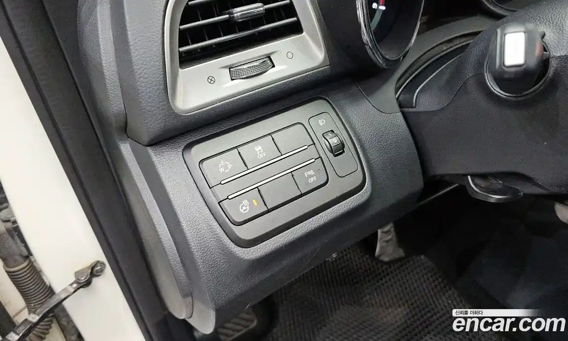 SsangYong TIBOLI 2016 1.6 гидро в Москве № 1612976, фото 19
