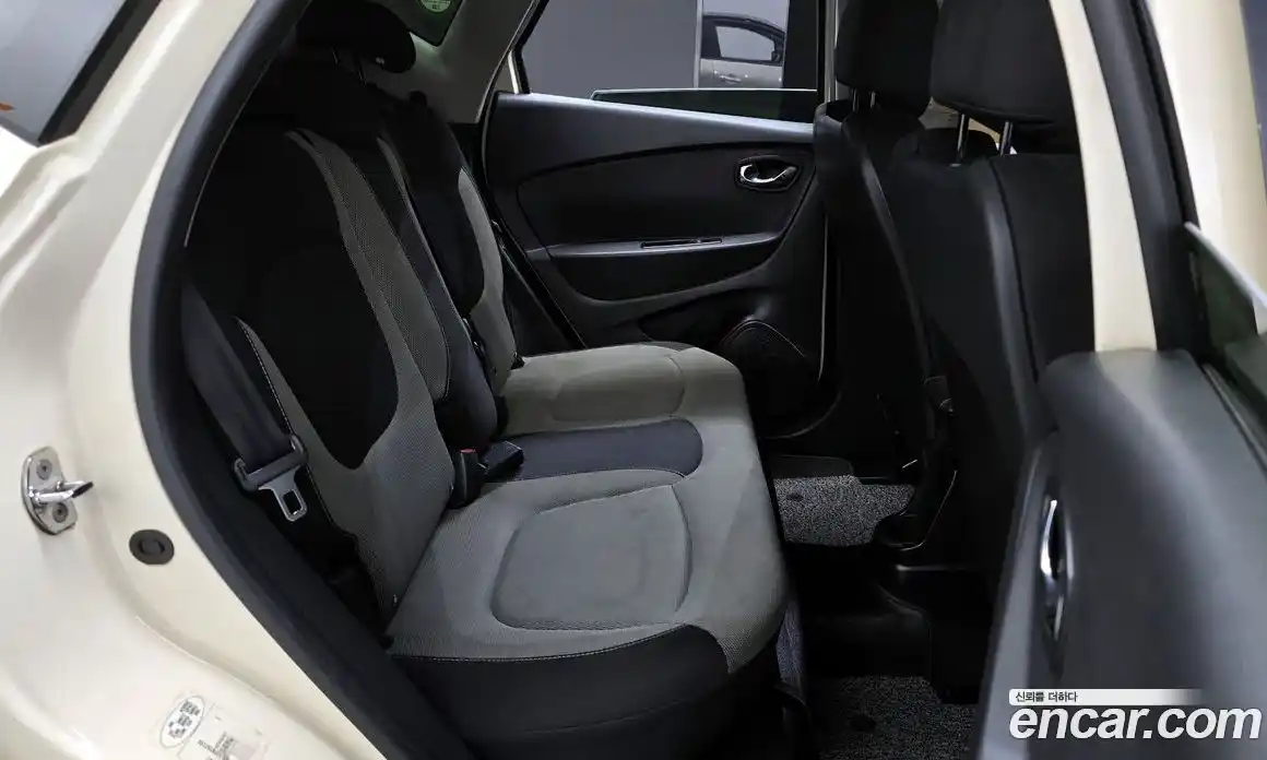 Renault QM3 2014 1.5 гидро в Москве № 1615655, фото 11
