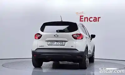 Renault QM3 2014 1.5 гидро в Москве № 1615655, миниатюра 4