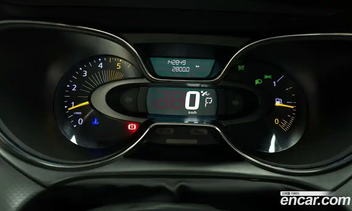 Renault QM3 2014 1.5 гидро в Москве № 1615655, фото 8