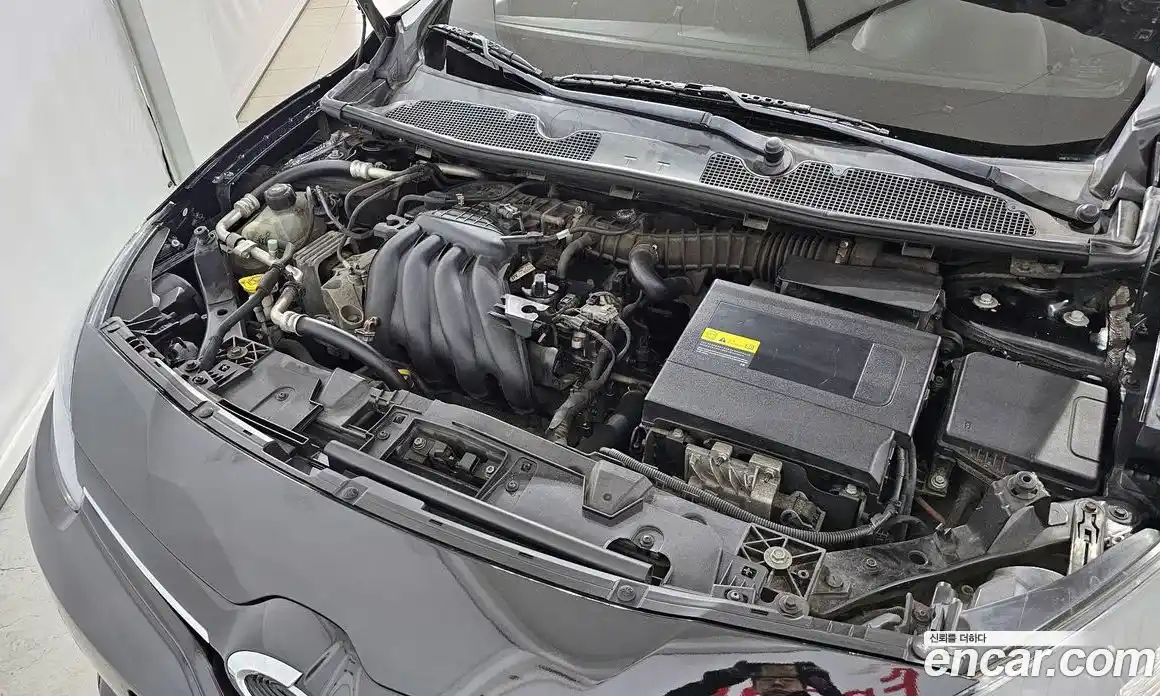 Renault SM3 2014 1.6 гидро в Москве № 1615717, фото 6