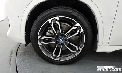 BMW iX1 2025 0.2 гидро в Москве № 1616315, миниатюра 5