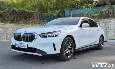 BMW 5-Series, 2024