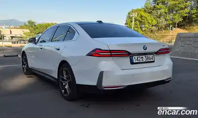 BMW 5-Series 2024 2.0 гидро в Москве № 1616460, миниатюра 6