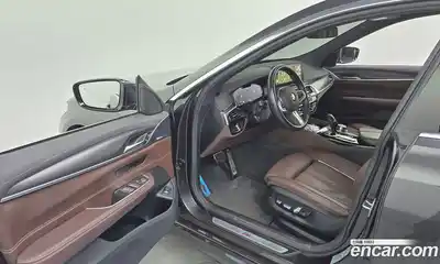 BMW 6-Series 2023 2.0 гидро в Москве № 1616611, миниатюра 10