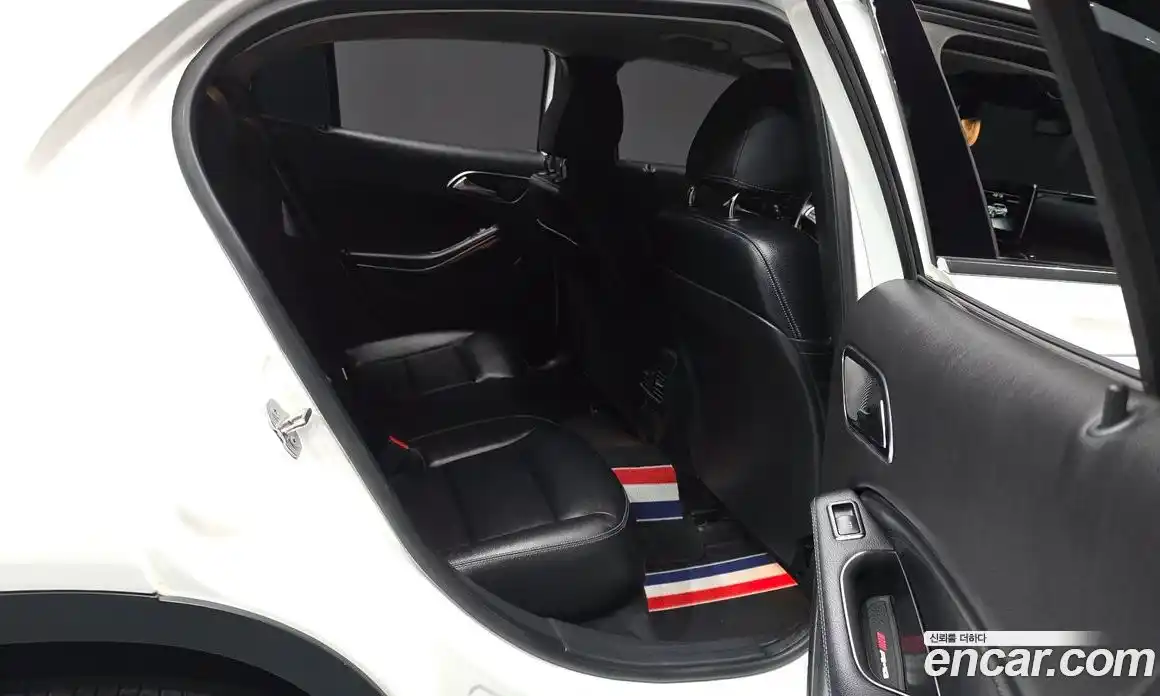 Mercedes-Benz GLA-Class 2018 2.0 гидро в Москве № 1617109, фото 12