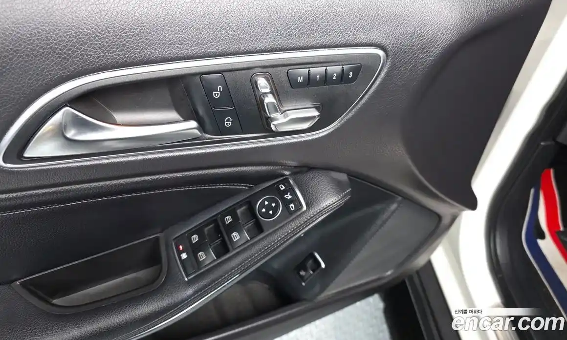 Mercedes-Benz GLA-Class 2018 2.0 гидро в Москве № 1617109, фото 18