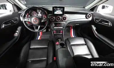 Mercedes-Benz GLA-Class 2018 2.0 гидро в Москве № 1617109, миниатюра 7