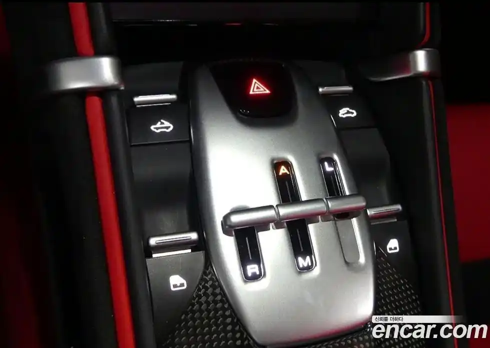 Ferrari Roma 2025 3.9 гидро в Москве № 1617175, фото 7