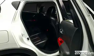 Nissan Juke 2016 1.6 гидро в Москве № 1617350, миниатюра 11
