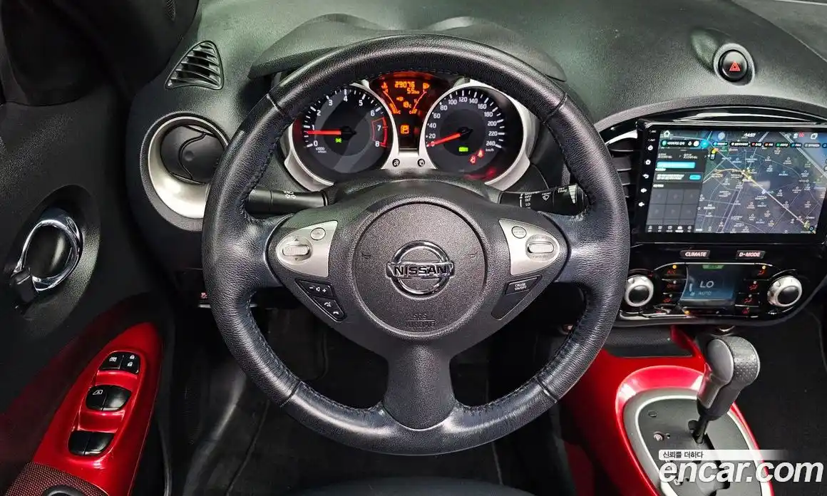 Nissan Juke 2016 1.6 гидро в Москве № 1617350, фото 13