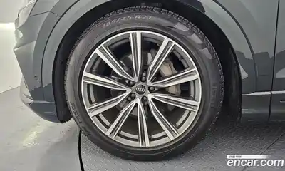 Audi Q8 2021 3.0 гидро в Москве № 1617683, миниатюра 5