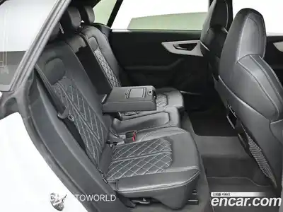 Audi Q8 2022 3.0 гидро в Москве № 1618310, миниатюра 12