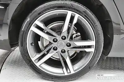 Audi A4 2019 2.0 гидро в Москве № 1618361, миниатюра 8