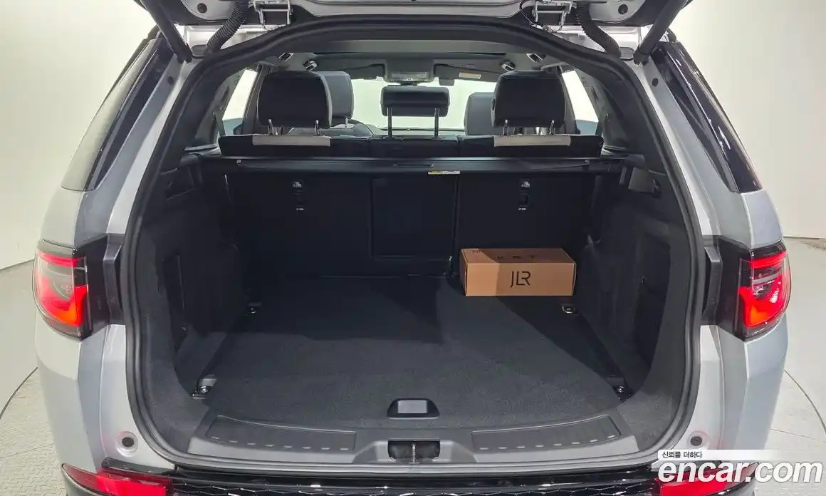 Land Rover Discovery Sport 2025 2.0 гидро в Москве № 1619383, фото 20