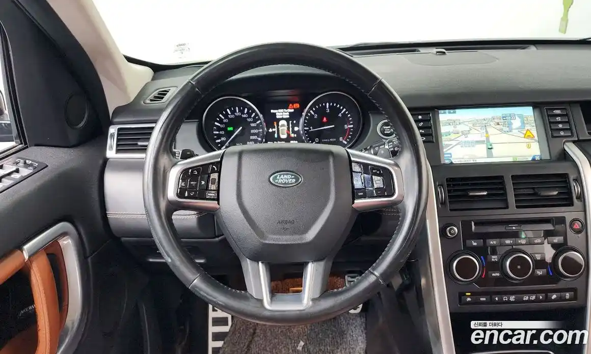 Land Rover Discovery Sport 2016 2.0 гидро в Москве № 1619710, фото 13