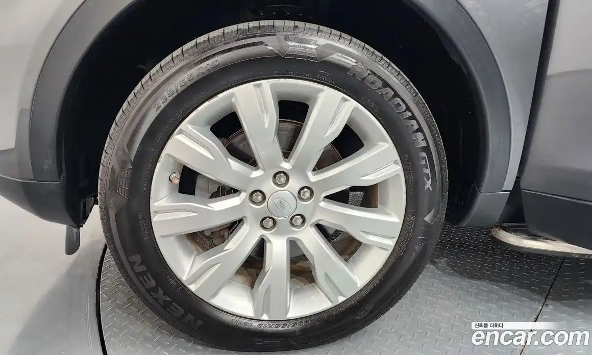Land Rover Discovery Sport 2016 2.0 гидро в Москве № 1619710, фото 5