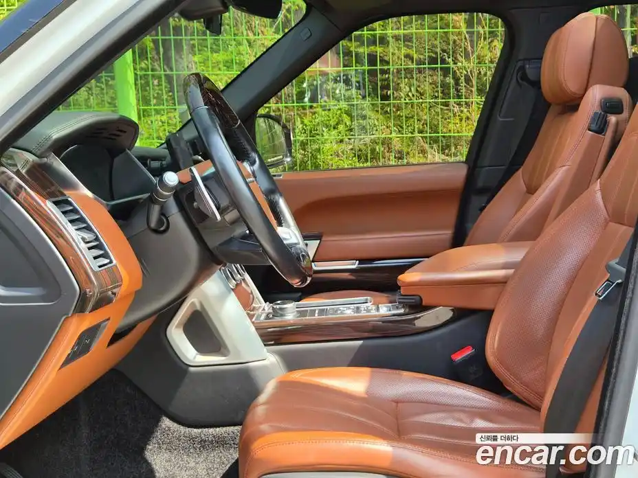 Land Rover Range-Rover 2017 4.4 гидро в Москве № 1619864, фото 11