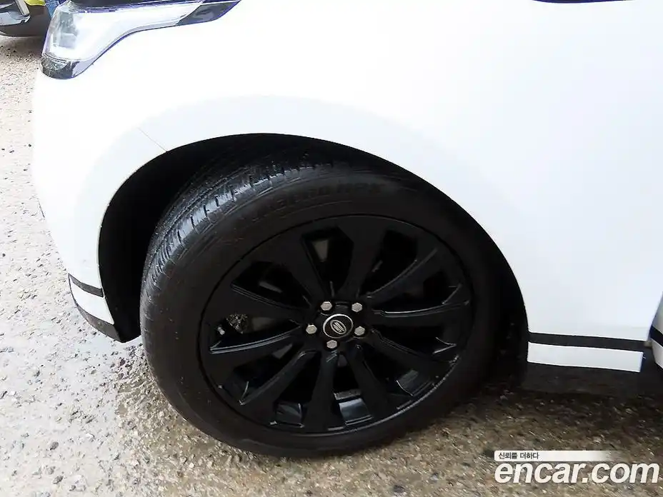 Land Rover Range-Rover Velar 2019 3.0 гидро в Москве № 1619876, фото 20