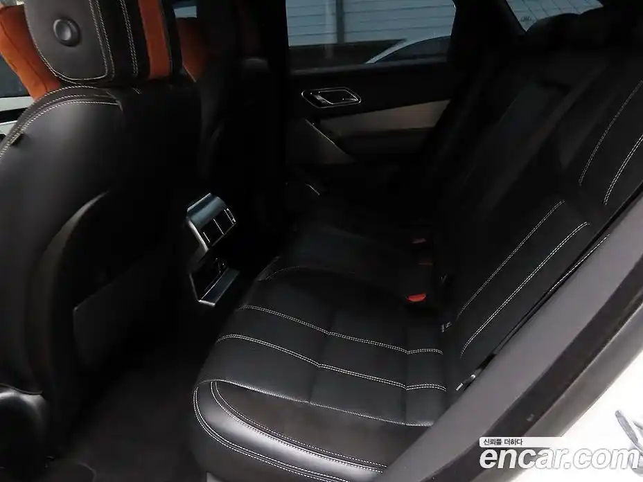 Land Rover Range-Rover Velar 2019 3.0 гидро в Москве № 1619876, фото 6