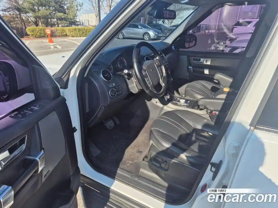 Land Rover Discovery 2014 3.0 гидро в Москве № 1619908, фото 12