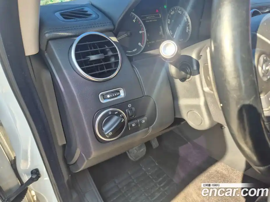 Land Rover Discovery 2014 3.0 гидро в Москве № 1619908, фото 20